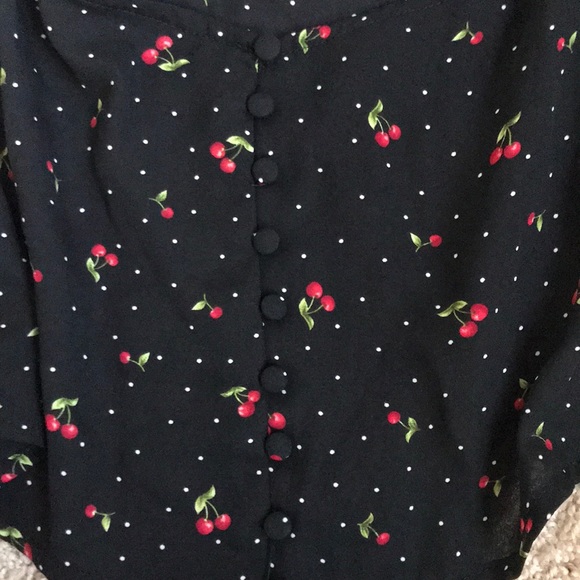 Forever 21 Cropped Tank Top - Picture 5 of 5